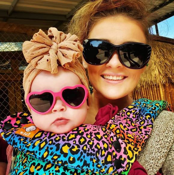 Meet your Posher, Rebecca - Picture 1 of 1